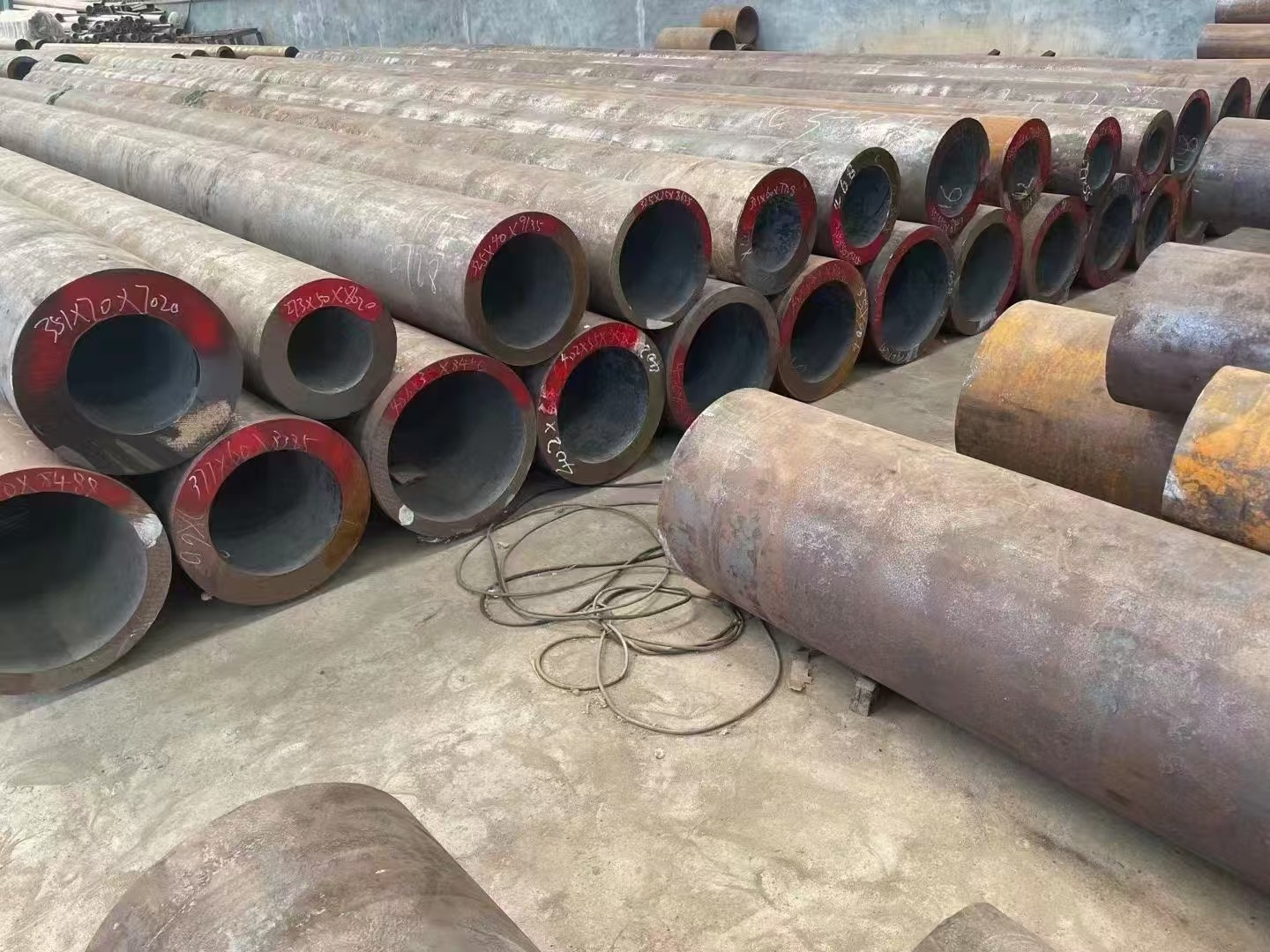 广元市无缝钢管切割定尺切割加工精轧无缝钢管 - 厂家